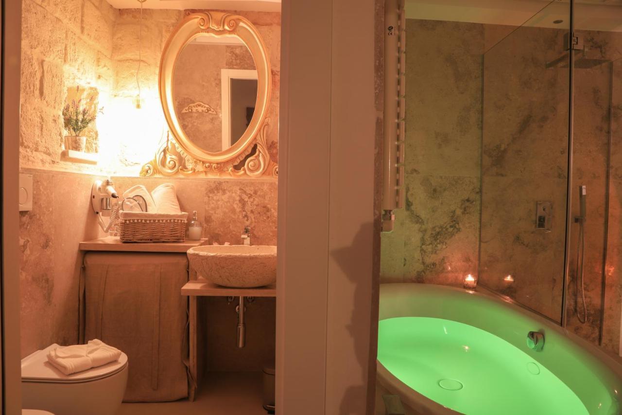 Palazzo Stapane Home Suite 9 - Luxury Living Monopoli Kültér fotó
